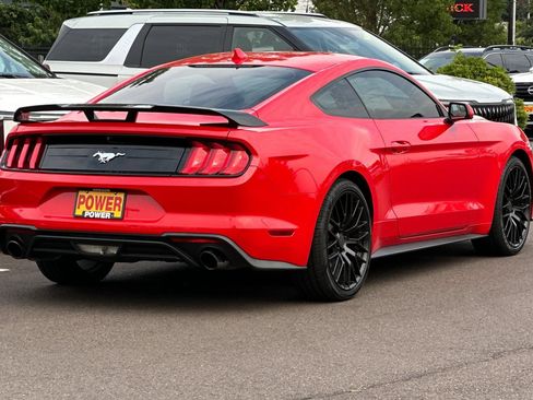 Used 2020 Ford Mustang Coupe RWD image 4