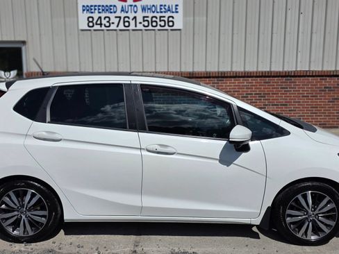 Used 2015 Honda Fit EX image 4