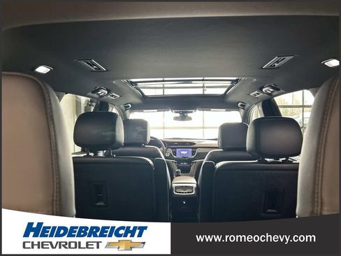 Certified 2023 Cadillac XT6 Premium Luxury image 31