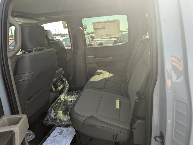 New 2027 Ford F350 Platinum w/ Platinum Plus Package AWD/4WD image 10