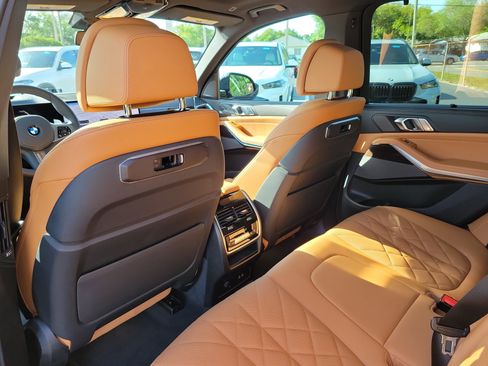 New 2026 BMW X5 xDrive40i w/ M Sport Package image 9