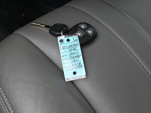 New 2025 Chevrolet Express 3500 Extended w/ Driver Convenience Package image 17