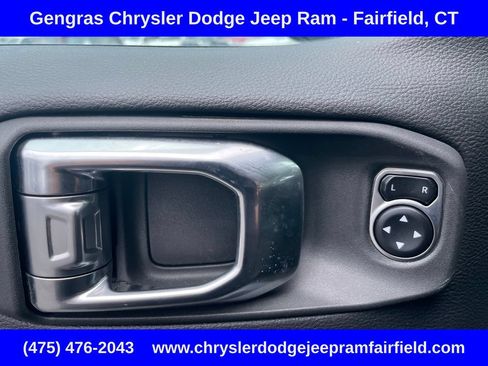 Certified 2025 Jeep Wrangler Unlimited Sahara AWD/4WD image 43
