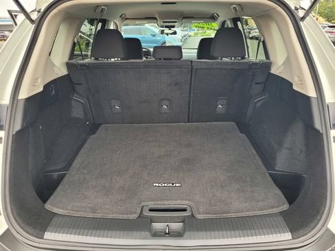 Used 2021 Nissan Rogue S FWD image 24
