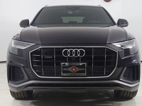 Used 2021 Audi Q8 Prestige w/ Prestige Package image 2