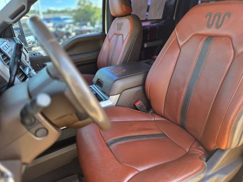 Used 2020 Ford F350 King Ranch w/ King Ranch Ultimate Package AWD/4WD image 16