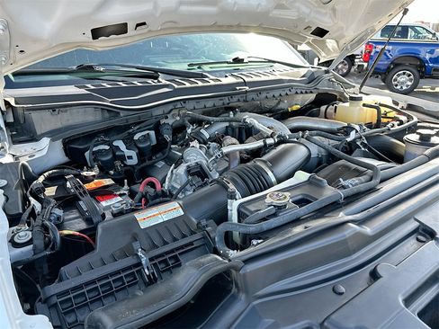 Certified 2022 Ford F250 Lariat w/ Lariat Ultimate Package image 26