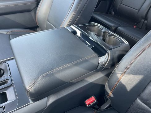 Used 2025 Ford F150 Lariat w/ Equipment Group 502A High image 15