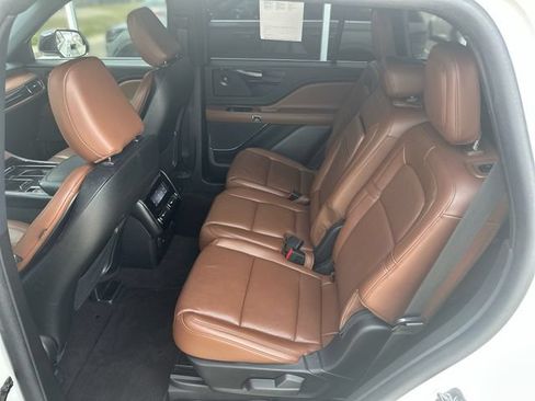 Certified 2023 Lincoln Aviator Reserve w/ Equipment Group 201A RWD image 24