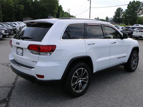 Used 2020 Jeep Grand Cherokee Limited w/ Luxury Group II RWD image 8