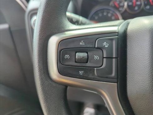 Used 2022 Chevrolet Silverado 1500 Custom w/ LPO, Blackout Package AWD/4WD image 12
