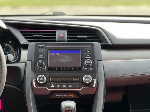 Used 2019 Honda Civic LX image 18