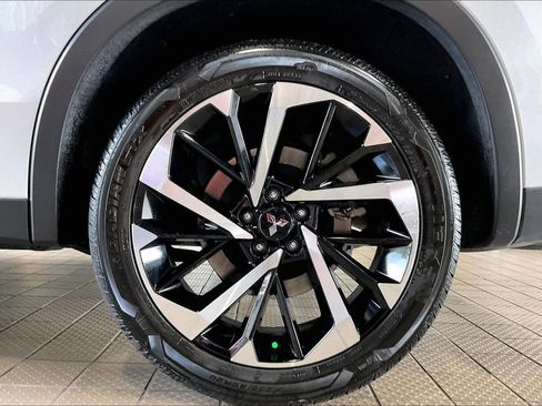 Used 2024 Mitsubishi Outlander SE FWD image 32