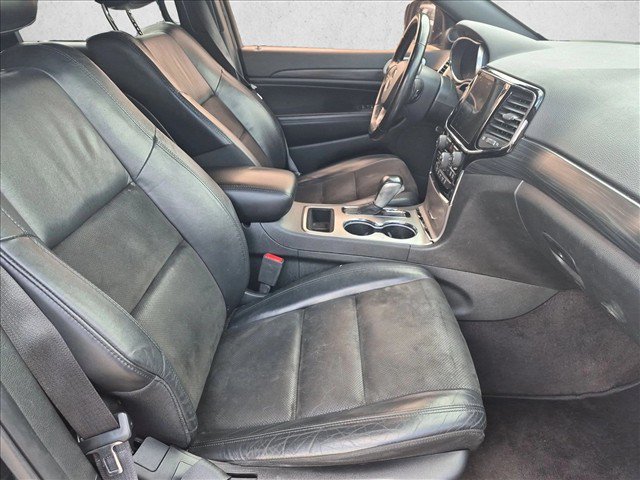 Used 2019 Jeep Grand Cherokee Altitude AWD/4WD image 17