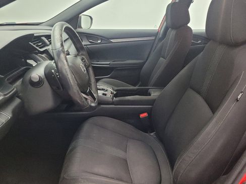 Used 2019 Honda Civic Sport image 17