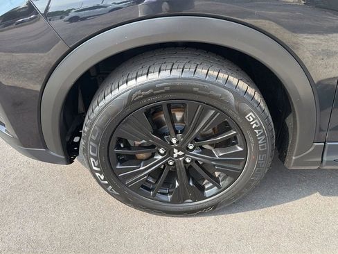 Used 2019 Mitsubishi Eclipse Cross AWD image 19