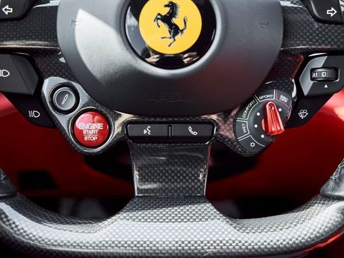 Used 2019 Ferrari GTC4Lusso AWD/4WD image 58