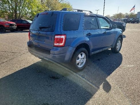 Used 2010 Ford Escape XLT FWD image 3