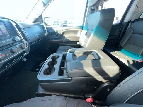 Used 2017 GMC Sierra 1500 SLT w/ SLT Preferred Package AWD/4WD image 21