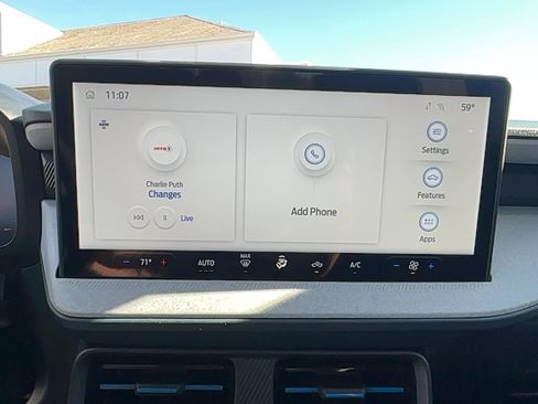 New 2025 Ford Maverick XLT image 18