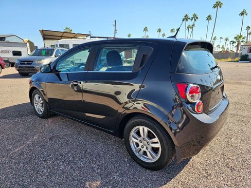Used 2013 Chevrolet Sonic LT image 2