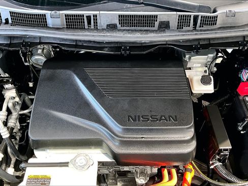Used 2025 Nissan Leaf SV Plus FWD image 31