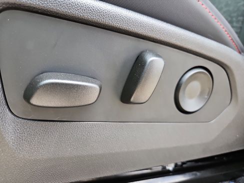 New 2025 Chevrolet Colorado Z71 image 14