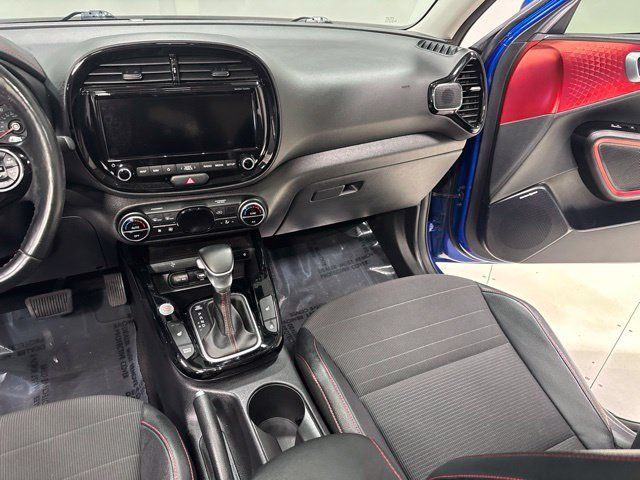Used 2020 Kia Soul GT-Line Turbo FWD image 23