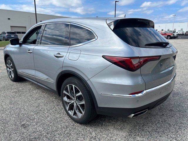 Used 2024 Acura MDX w/ Technology Package AWD/4WD image 3