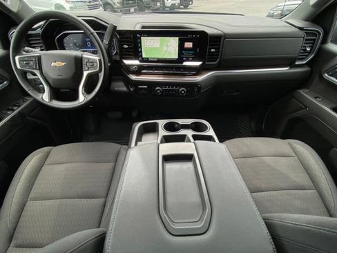 Used 2024 Chevrolet Silverado 1500 LT w/ Convenience Package II AWD/4WD image 27