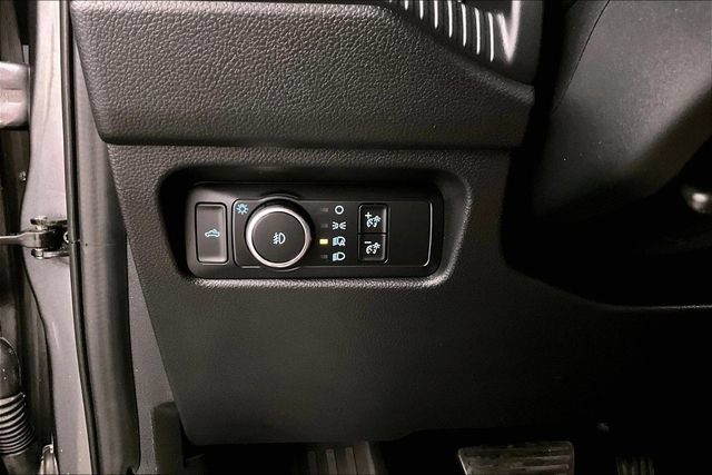 Used 2025 Ford Ranger XLT w/ Equipment Group 301A High AWD/4WD image 37