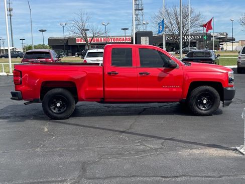 Used 2016 Chevrolet Silverado 1500 W/T w/ Trailering Package RWD image 4
