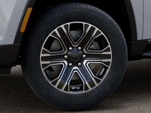 New 2026 Jeep Grand Wagoneer 4WD image 8