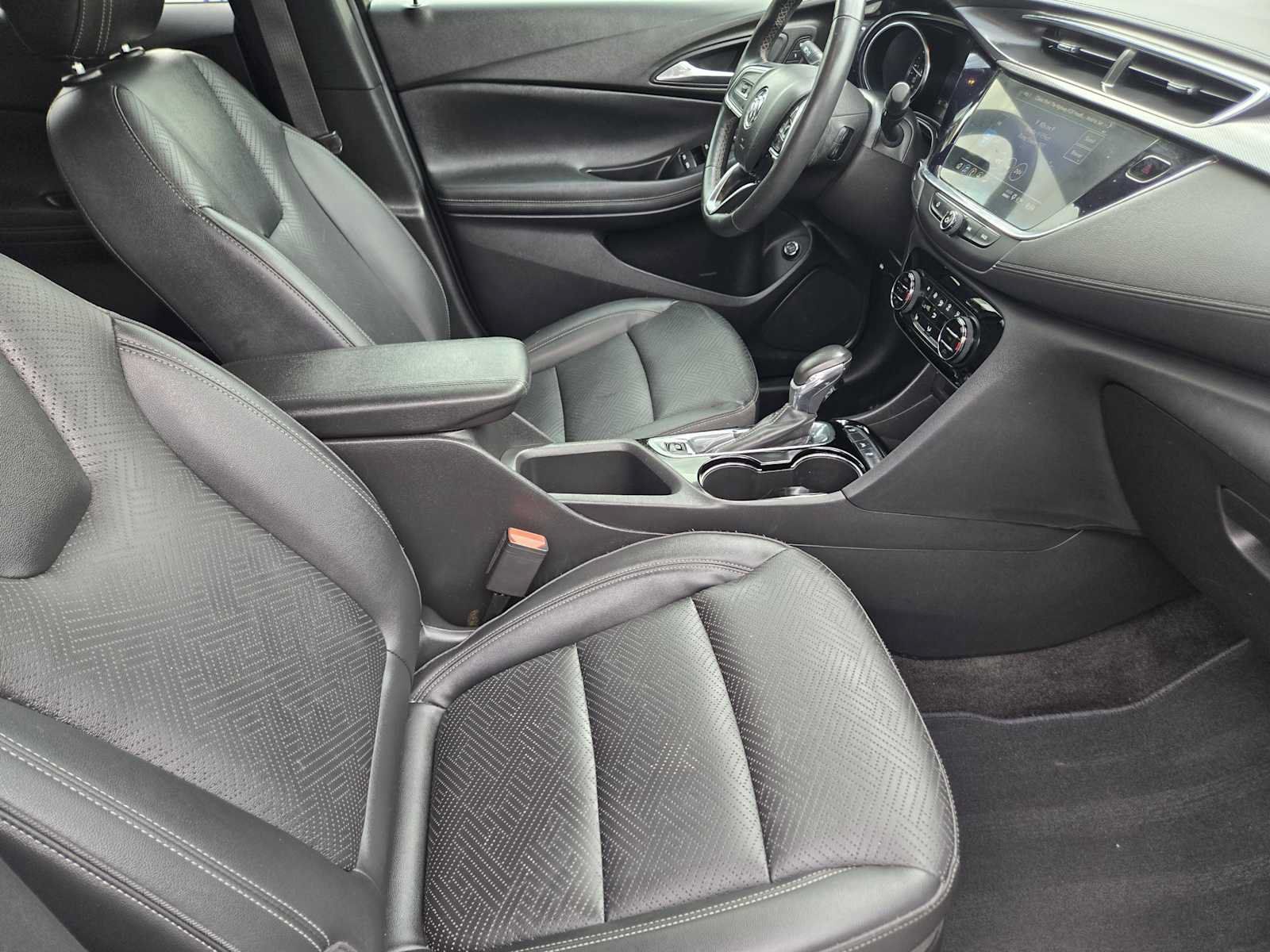 Certified 2022 Buick Encore GX Essence w/ Experience Buick Package FWD image 14