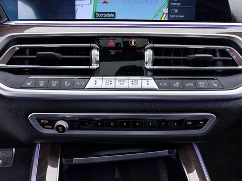 Used 2023 BMW X5 xDrive40i w/ M Sport Package image 25