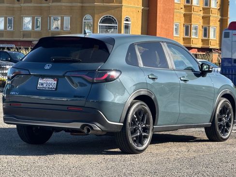 Certified 2024 Honda HR-V Sport image 4