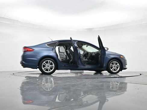 Used 2018 Ford Fusion SE image 47