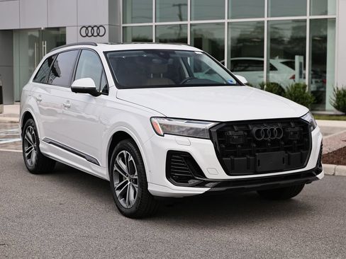 Used 2025 Audi Q7 2.0T Premium Plus AWD/4WD image 2