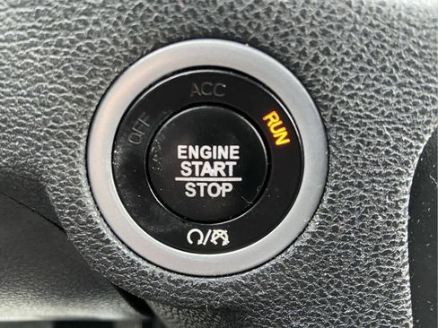 Used 2023 Dodge Charger SXT RWD image 27
