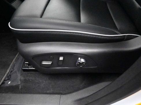 Used 2026 Buick Enclave Avenir w/ Super Cruise Package AWD/4WD image 27
