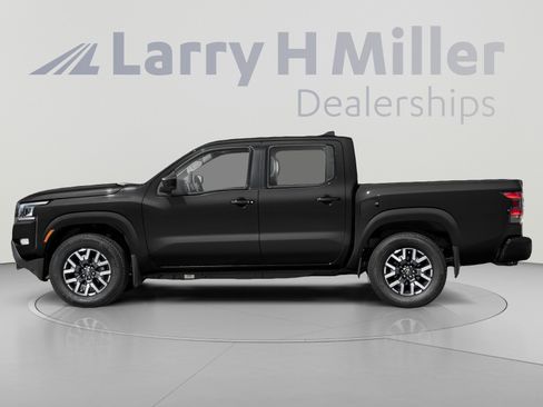 Used 2024 Nissan Frontier SL w/ Technology Package AWD/4WD image 4