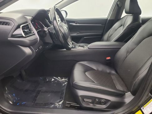 Used 2024 Toyota Camry XSE image 25