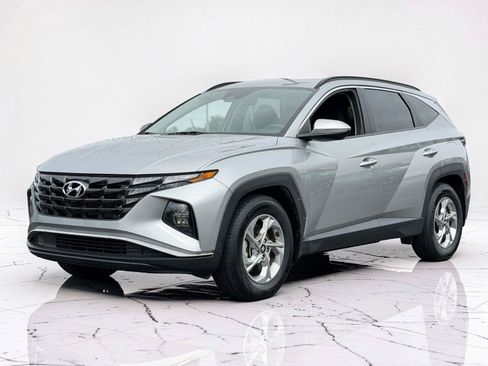 Used 2023 Hyundai Tucson SEL FWD image 4