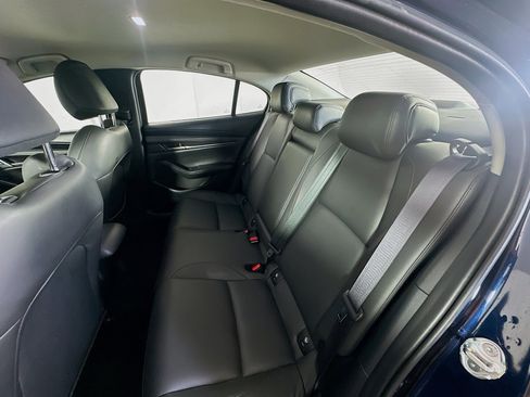 Used 2024 MAZDA MAZDA3 s image 27