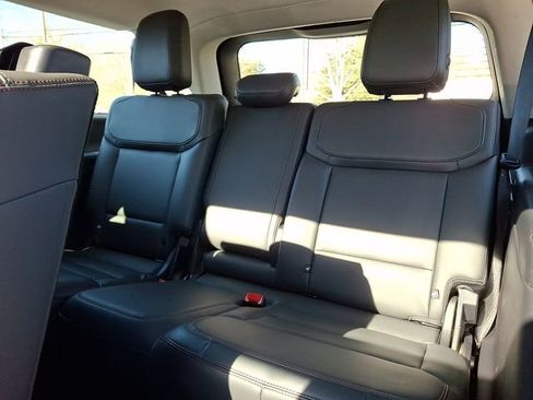 Certified 2025 Ford Expedition Max Active image 9