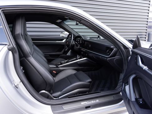 Certified 2024 Porsche 911 Turbo S AWD/4WD image 30