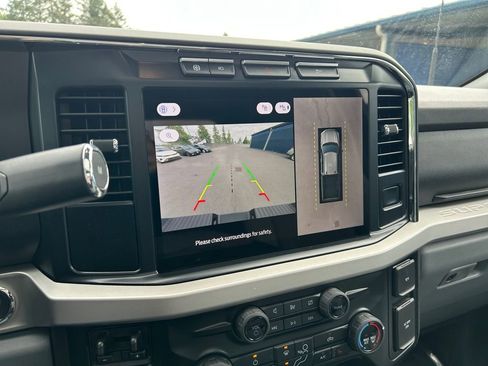 Used 2024 Ford F350 XLT w/ XLT Premium Package AWD/4WD image 18