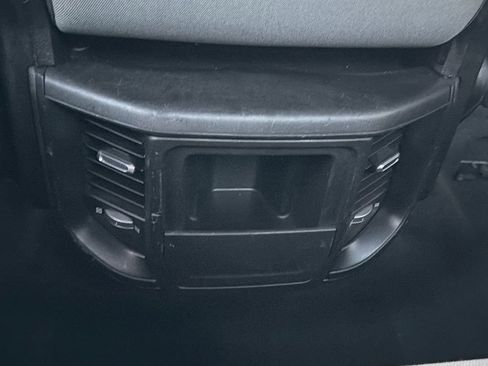 Used 2022 RAM 1500 Big Horn AWD/4WD image 23