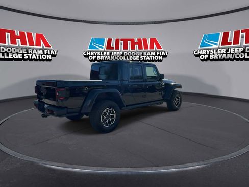 New 2026 Jeep Gladiator Rubicon image 8