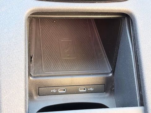 Used 2022 Volkswagen ID.4 Pro S RWD image 20